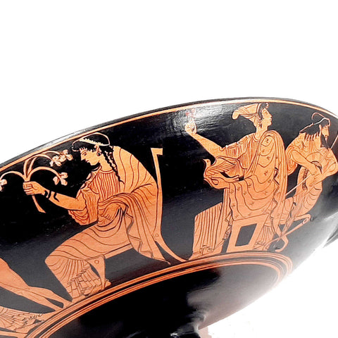 Attic Red-figure kylix 32cm Diameter,Shows Achilles Binds Patroclus,Museum Replicas - ifigeneiaceramics